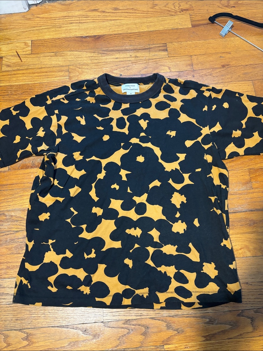 Nordstrom by Cristina Martinez Black and Mustard Abstract Spot Short Sleeve Tee